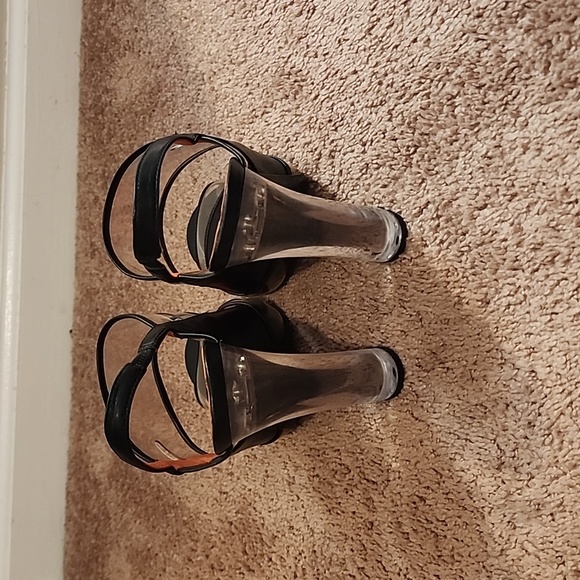 VIA SPIGA BLACK AND CLEAR HEELS - Picture 8 of 14